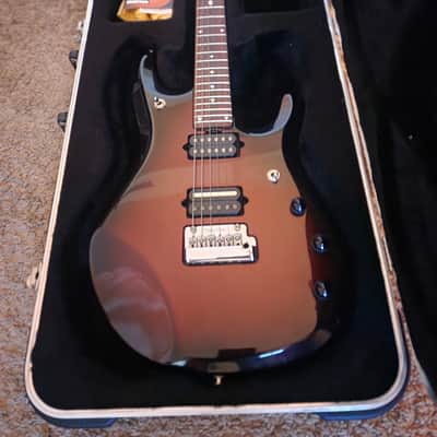 ギター musicman Jp6 limited edition 2006 2006 Music Man John Petrucci JP6 Limited Edition Black w/ Gold