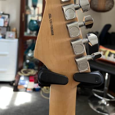 Fender Stratocaster 2017 - Honey Burst image 13