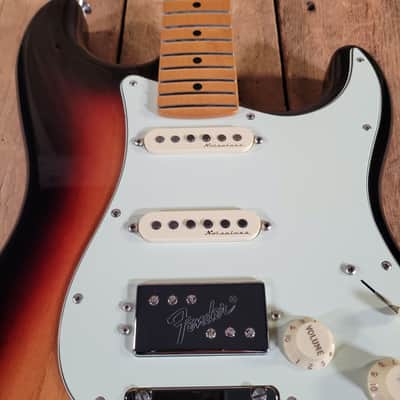 Fender Player Plus Stratocaster HSS 2021 w/ Gig Bag, Near Mint - Sunburst image 19