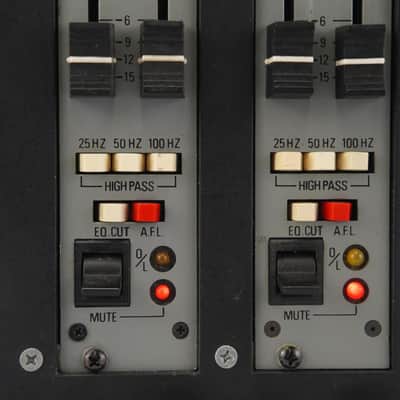 2 Trident A-Range Console Channel Strips In Boutique Audio Powered Rack #55794 image 20