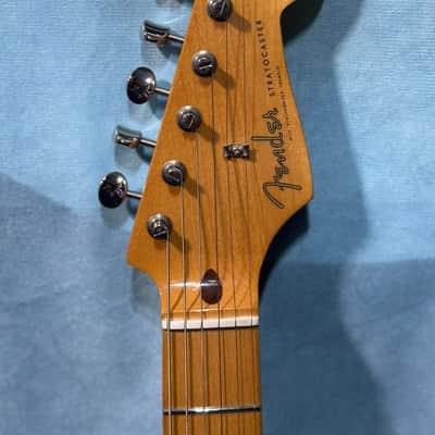 Fender Vintera '50s Stratocaster Modified with Maple Fretboard 2021 - 2-Color Sunburst image 10