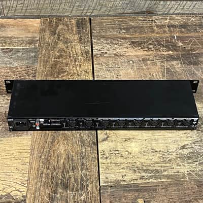 ART MX281 8-channel mic/line mixer with tone control image 14