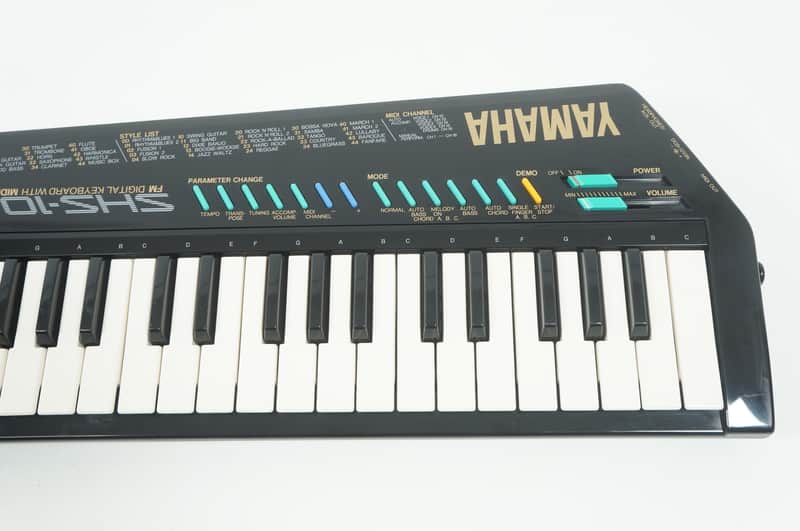 SALE Ends July 10] YAMAHA SHS-10B Black FM Synthesizer Keyboard