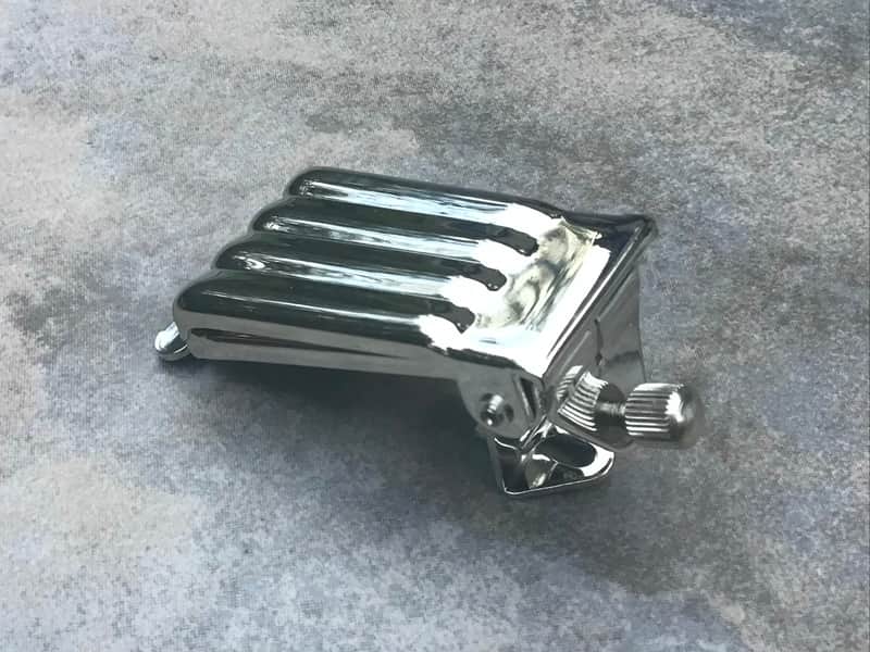 Banjo Tailpiece - Nickel Plated Clamshell Style image 1
