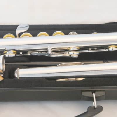 Yamaha YFL-282 Standard Open Hole Flute *Inline G *Cleaned & Serviced *Ready to Play image 7