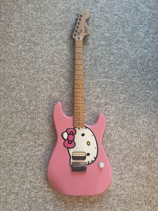 Squier Hello Kitty Stratocaster 2006 - 2009 - Pink image 1