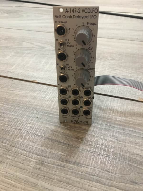 Doepfer A-147-2 VCDLFO Voltage Controlled Delayed LFO image 1