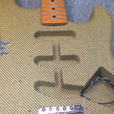 1999 Fender Japan Stratocaster - Tweed modified sample image 9