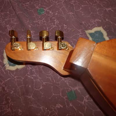 2001 David McKinney Mountain Dulcimer Co. hourglass resonator image 6