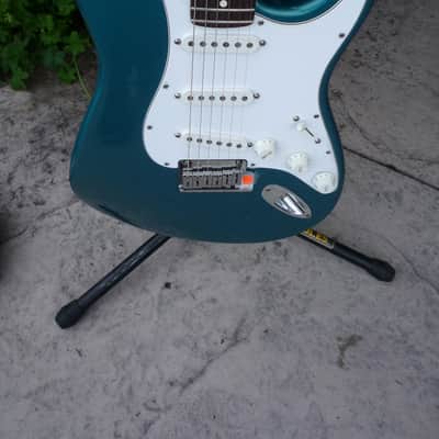 1995 NEW Fender American Standard Stratocaster with Matching Headstock, Rosewood Fretboard 1995 - Burgundy Mist image 2