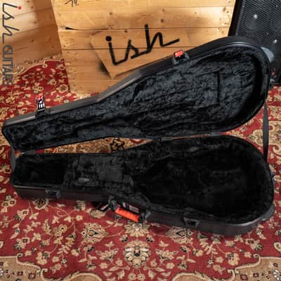 Gator GTSA-GTRDREAD Dreadnought Hardshell Case image 2
