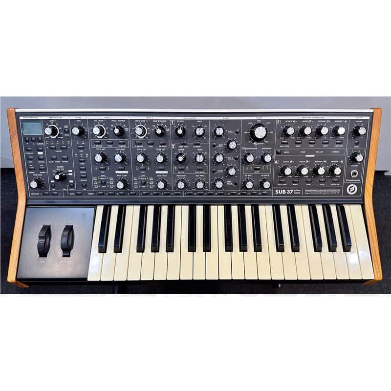 Moog SUB 37 Paraphonic Analogue Synthesizer, Second-Hand image 1