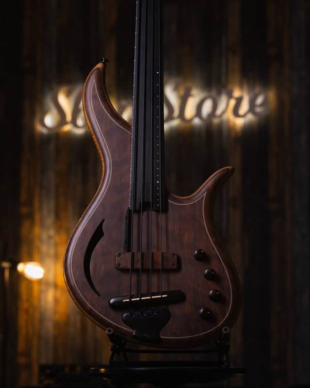 F Bass AC4 Figured Walnut 2021