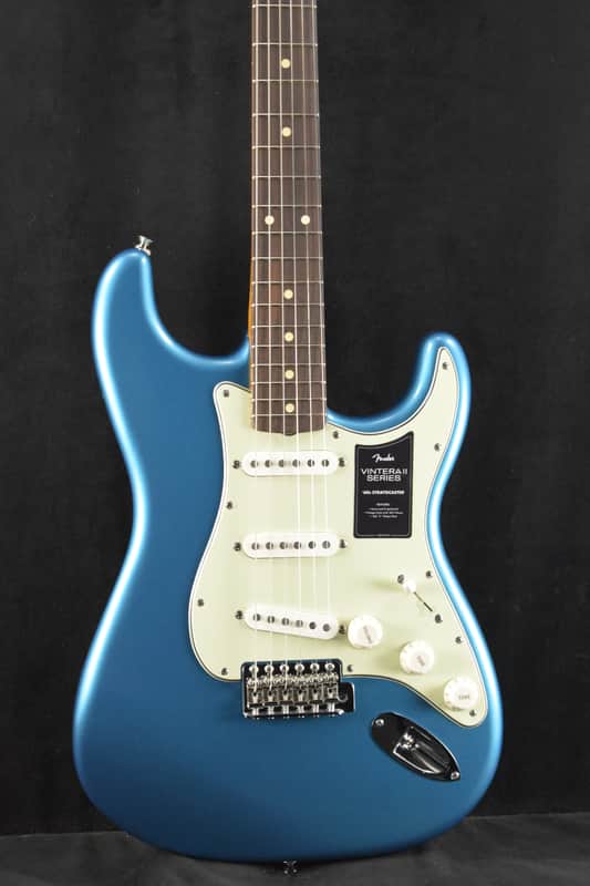 Fender Vintera II '60s Stratocaster Lake Placid Blue Rosewood Fingerboard