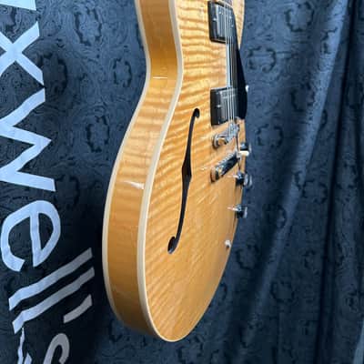 Gibson ES-335 Electric Guitar- Blonde Figured Top w/Hardshell Case (Pre-Owned) image 7