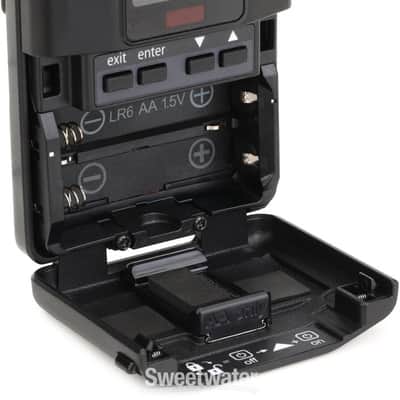 Shure ULXD1 Digital Bodypack Transmitter - G57 Band (ULXD1LEMO3G57d7) image 3