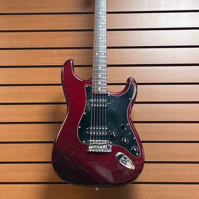 Fender Standard Stratocaster HH with Rosewood Fretboard in Midnight Wine 2004 w/Bag image 1