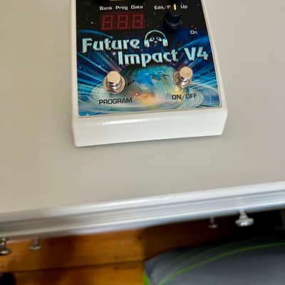 Panda Audio Future Impact V4 2024 - Present - White / Space Graphic image 2