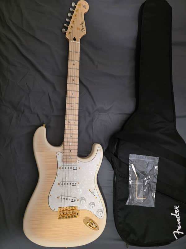 Fender Richie Kotzen Stratocaster 2025 - Transparent White Burst