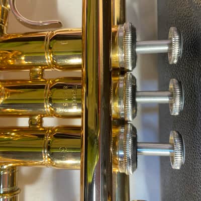 Yamaha YTR-200ADII Advantage Standard Bb Trumpet 2010s - Brass image 6