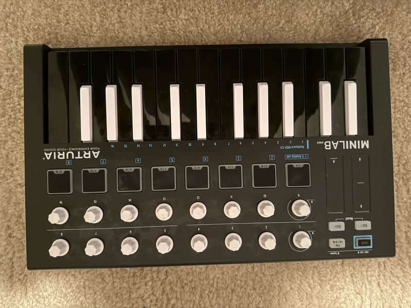 Arturia MiniLab MKII 25-Key MIDI Controller