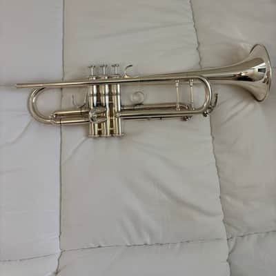 Jupiter JTR1100R Intermediate Bb Trumpet - Silver image 2