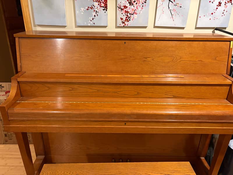 Yamaha piano P22 uplight image 1