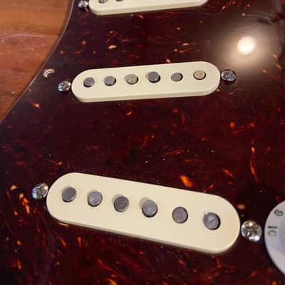Fender Vintera '60s Stratocaster Pickup Assembly Grey Bottoms Tortoise Shell image 2