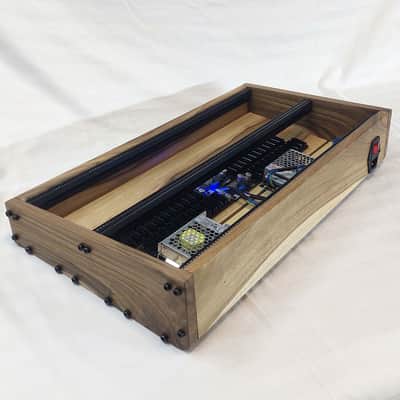 6U / 104hp Eurorack case EVA-slim • Walnut • Powered image 5