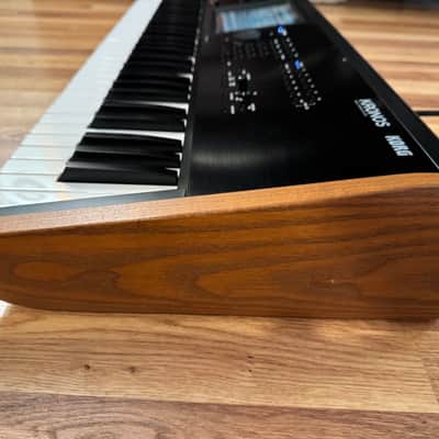 Korg KRONOS 2 61-Key Synthesizer Workstation image 8
