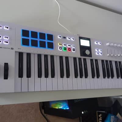 Arturia KeyLab Essential 49 MkIII MIDI Controller 2023 - Present - White image 2