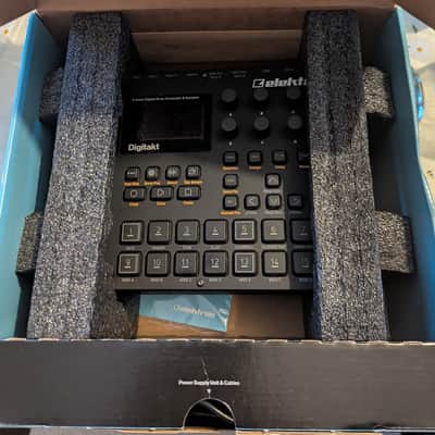 Elektron Digitakt 2017 - 2024 - Black image 2