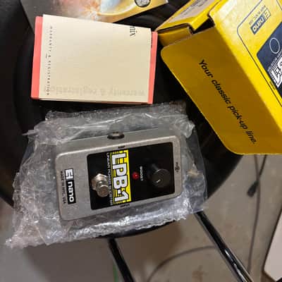 Electro-Harmonix LPB-1 Nano Linear Power Booster Preamp 2006 - Present Black / Yellow / Gray image 4