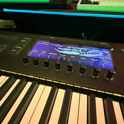 Native Instruments Komplete Kontrol S88 MK3 2023 - Present - Black image 2