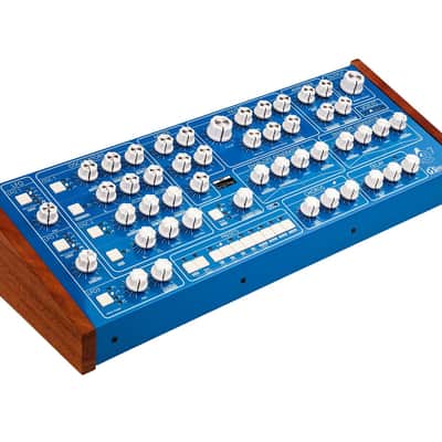 GS Music GS e7 Polyphonic Analog Synthesizer Desktop Module (Blue) image 3
