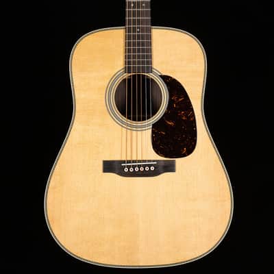 Martin HD-28 2025 Spec (154) image 3