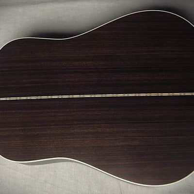 Martin D-28 Satin 2026 Natural image 5