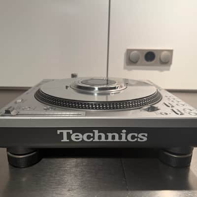 Technics SL-DZ1200 Digital TurnTable Direct Drive image 5