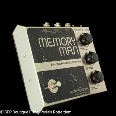 Electro-Harmonix Memory Man Solid State Echo/ Analog Delay 220 Volt EU Plug image 2