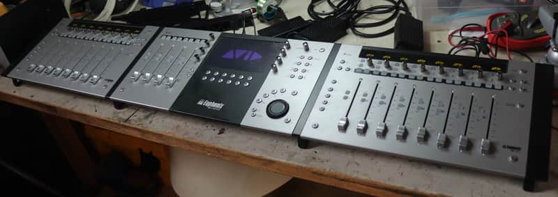 Euphonix 20 channel DAW control surface: 2 Artist Mixes + 1 Artist Control 2000's Grey image 1