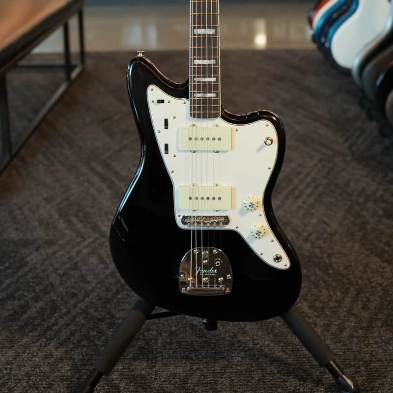Fender Limited Edition American Vintage II 1966 Jazzmaster 2025 - Black image 1