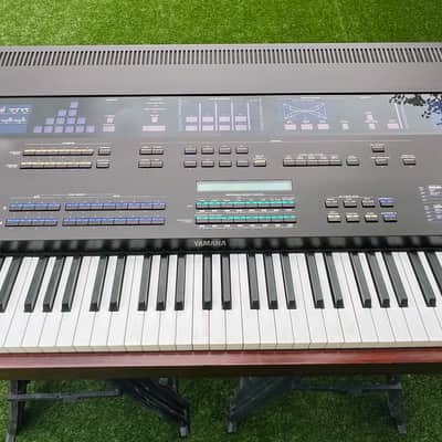 Yamaha DX1 Digital FM Polyphonic Synthesizer 1983 image 1