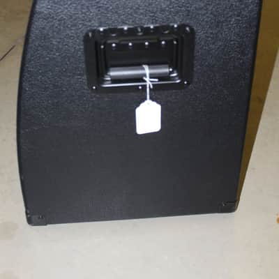 Peavey KB5 Keyboard Amplifier image 6