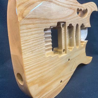 Finished Ash 6 string Jem style guitar body, HSH, AANJ, front route- RB221 image 4