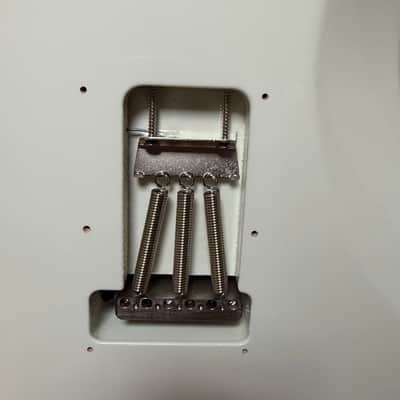 Suhr Pro series S2 - White image 8