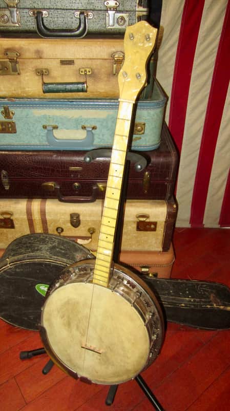 Unknown Tenor Banjo 1930s Needs Work for Restoration - White image 1