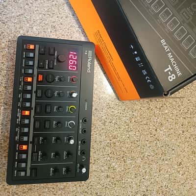 Roland T-8 AIRA Compact Beat Machine 2022 - Present - Black image 2