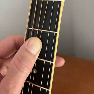 Yamaha LJ16 Medium Jumbo Acoustic Guitar - Natural image 8
