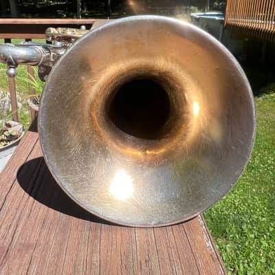 Conn “Conqueror” Cornet – C.G. Conn Elkhart IN – Silver Plate – Serial #109438 – ca. 1908 – Complete with Original Case & Mouthpiece image 4