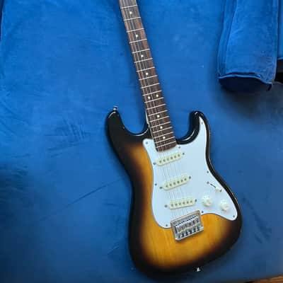 Squier 3/4 Stratocaster image 1